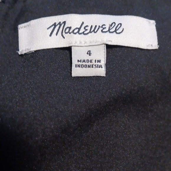 Madewell tulip sleeve dress - Picture 6 of 7